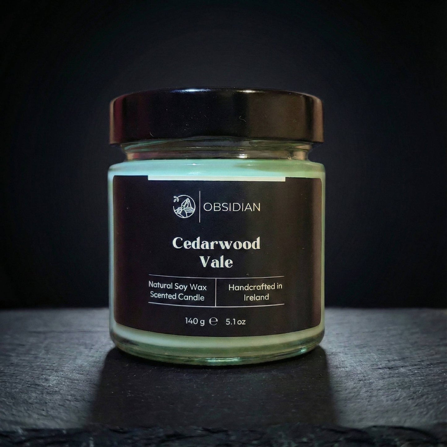 Cedarwood Vale candle front view – hand-poured soy candle with cedarwood & amber scent